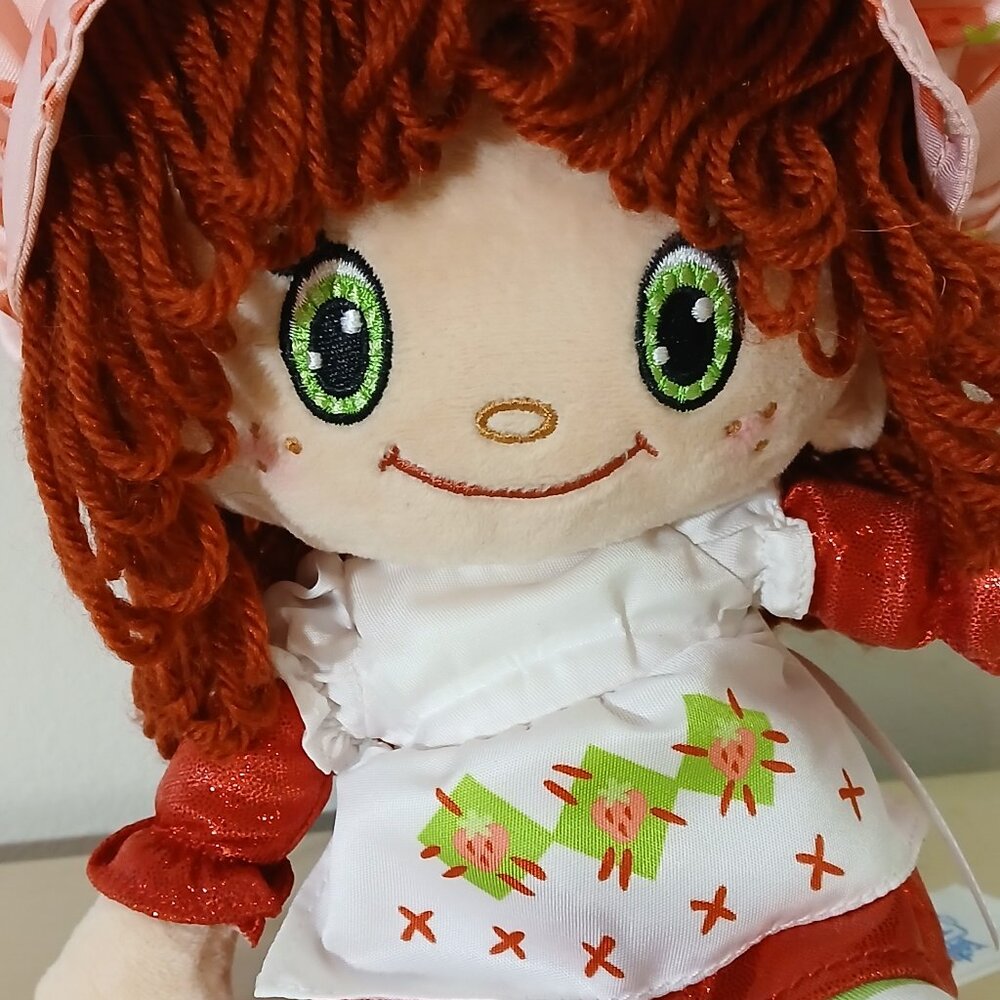 Plush like new scented Strawberry Shortcake doll - 13 inches tall - Picture 2 of 5